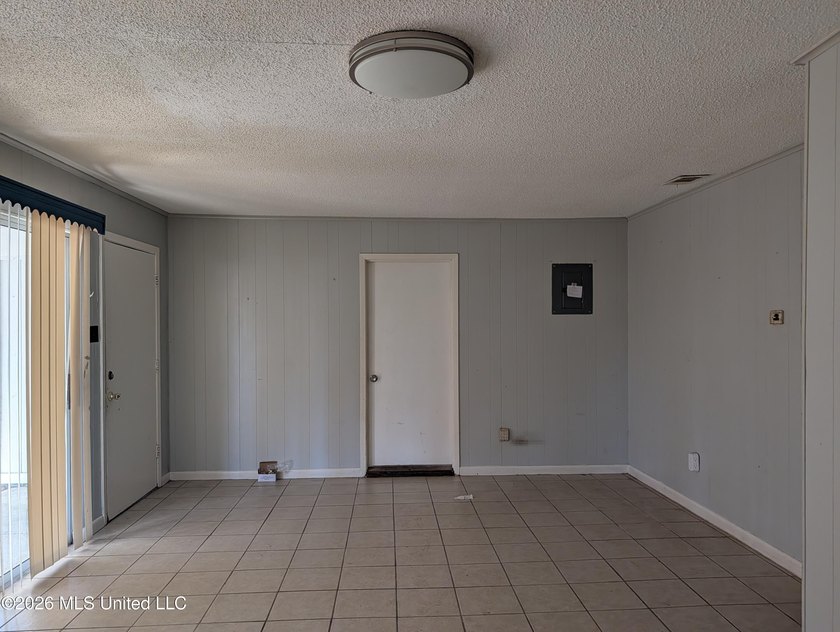Looking for a smart way to get into real estate or grow your - photo 9
