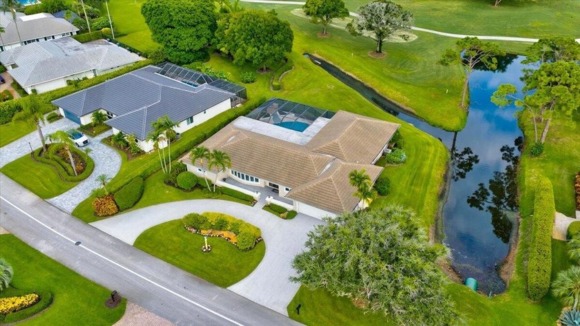 Enjoy exceptional country club living in this beautifully - photo 29
