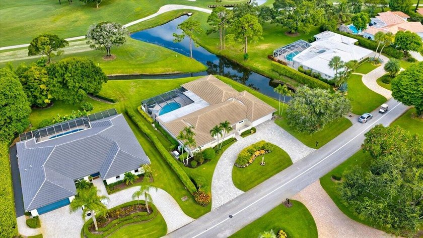 Enjoy exceptional country club living in this beautifully - photo 33