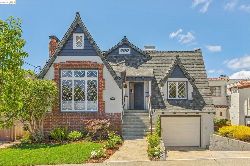 New Listing! Enchanting Storybook Oakmore Tudor where timeless - photo 2