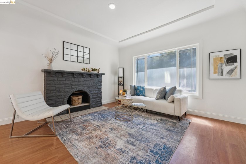 Charming Modern Craftsman-inspired home thoughtfully designed - photo 4