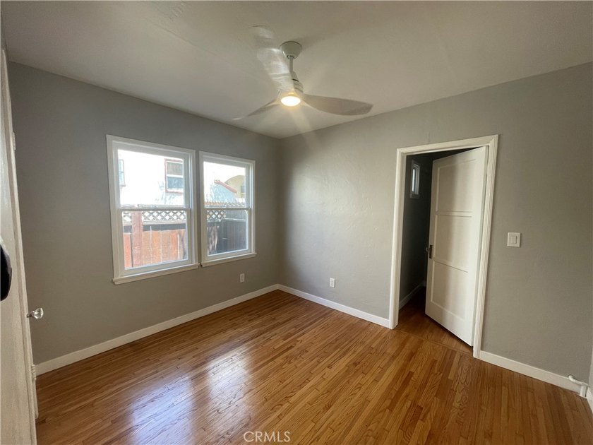 Great location to live in one and rent the other or rent out - photo 14