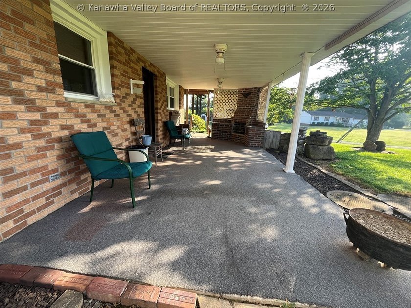 Well-maintained 3-bedroom, 2 full bath home situated on a - photo 20