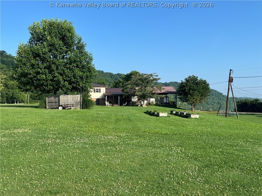 Well-maintained 3-bedroom, 2 full bath home situated on a - photo 25
