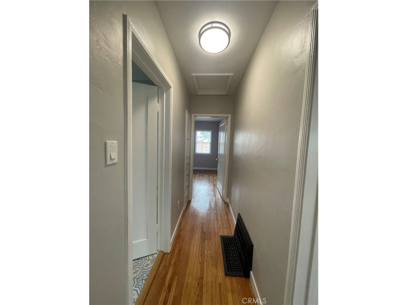 Great location to live in one and rent the other or rent out - photo 31
