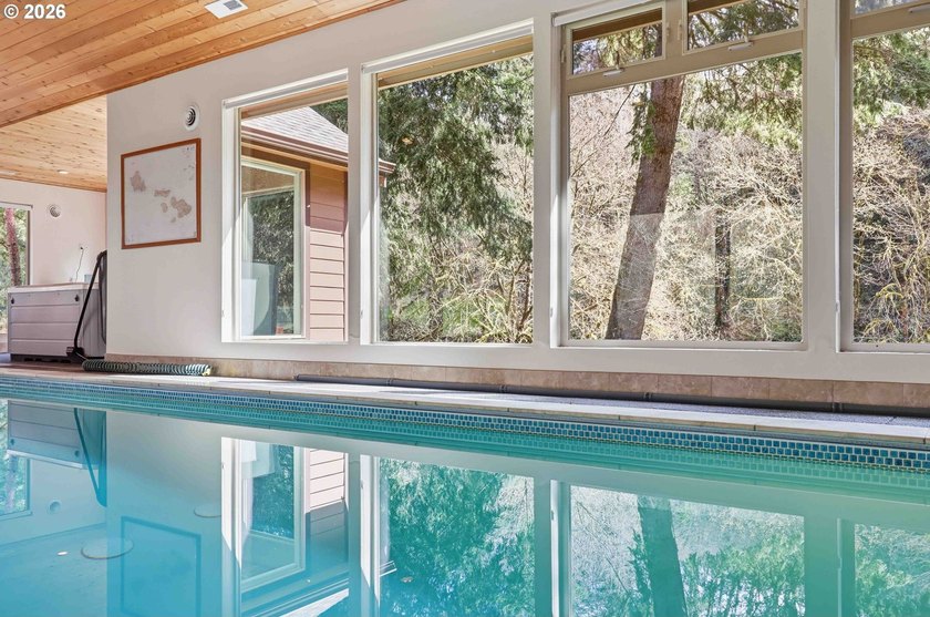 Exceptional Kalama River estate on 2.76 private acres with - photo 36