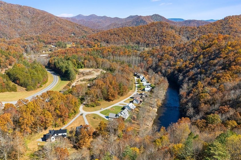 Enjoy the quiet beauty of Western North Carolina from this - photo 3