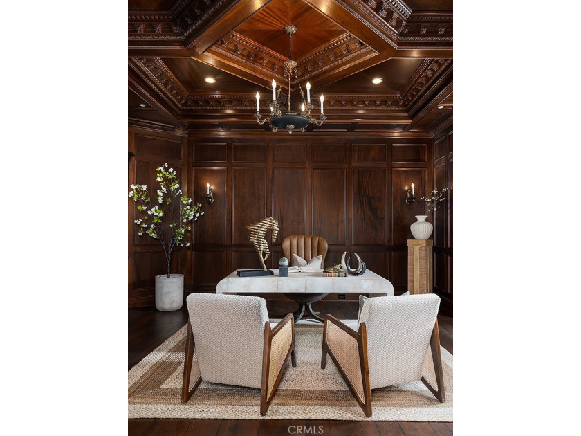 A Private Resort Estate in Arcadia's Prestigious Upper Rancho: A - photo 7