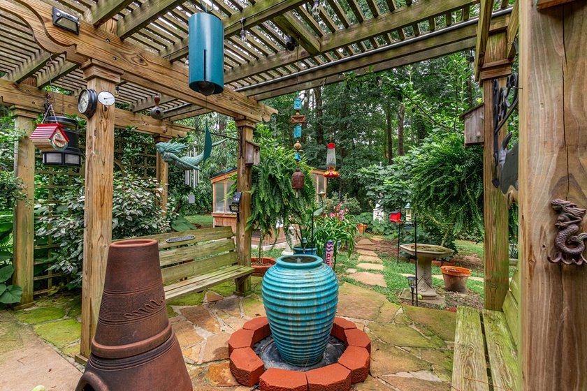 Amazing and well-kept Northfork Estates 4BR 3.5BTH brick home - photo 33