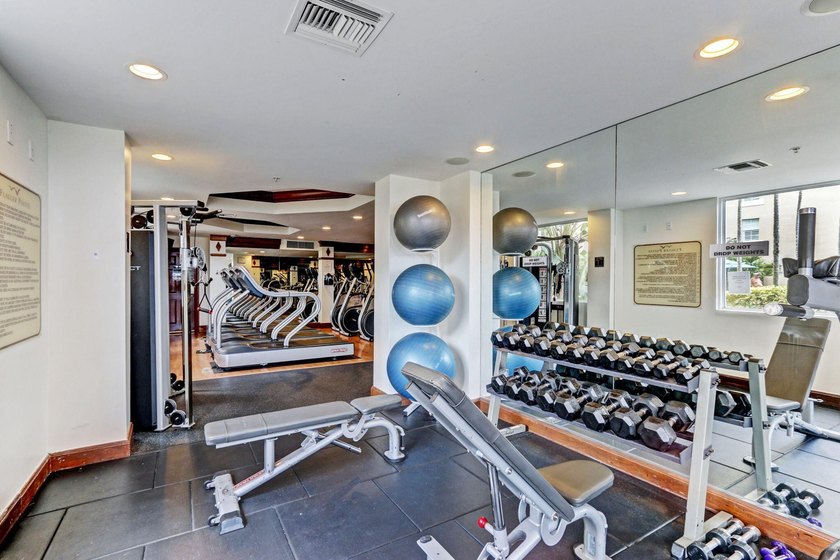Embrace the pinnacle of West Palm living at Flagler Point! This - photo 33