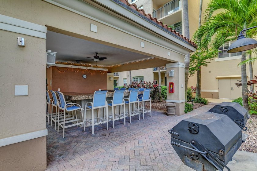 Embrace the pinnacle of West Palm living at Flagler Point! This - photo 37