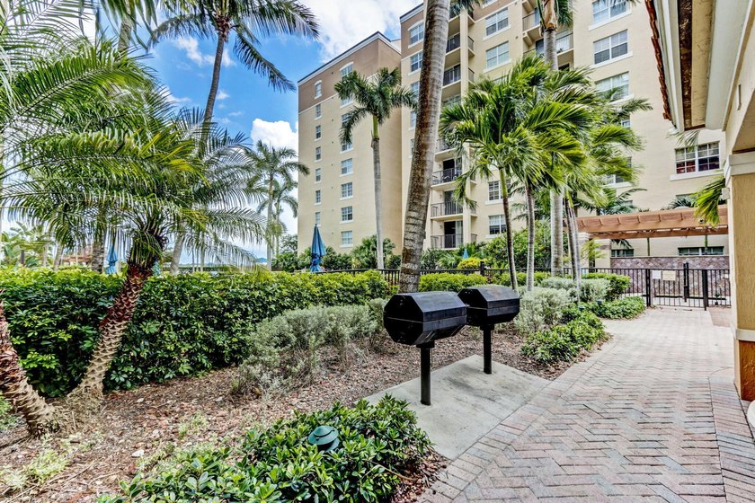 Embrace the pinnacle of West Palm living at Flagler Point! This - photo 43