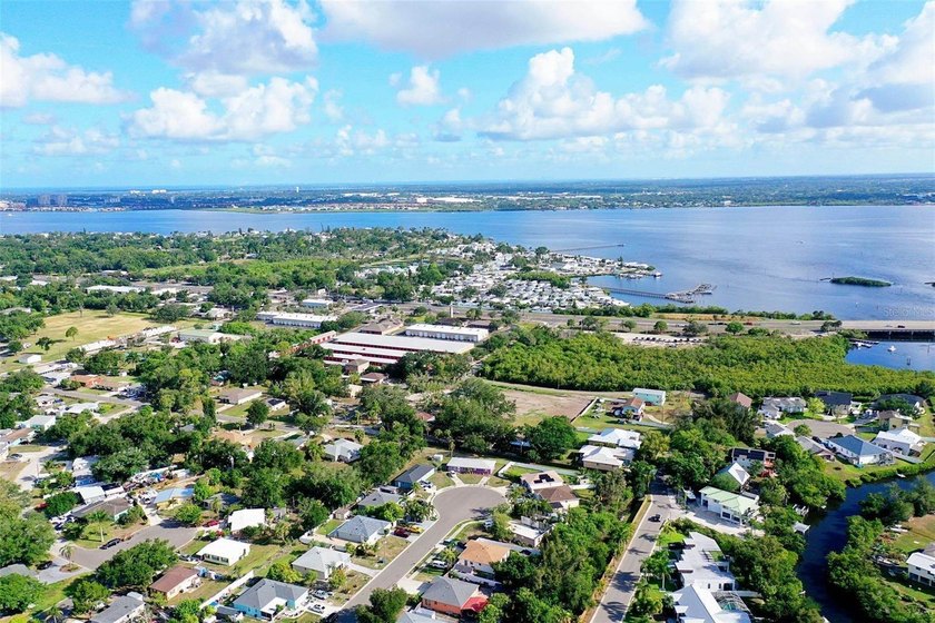 BEST VALUE WATERFRONT Lifestyle on a Premium Canal in Hidden - photo 44