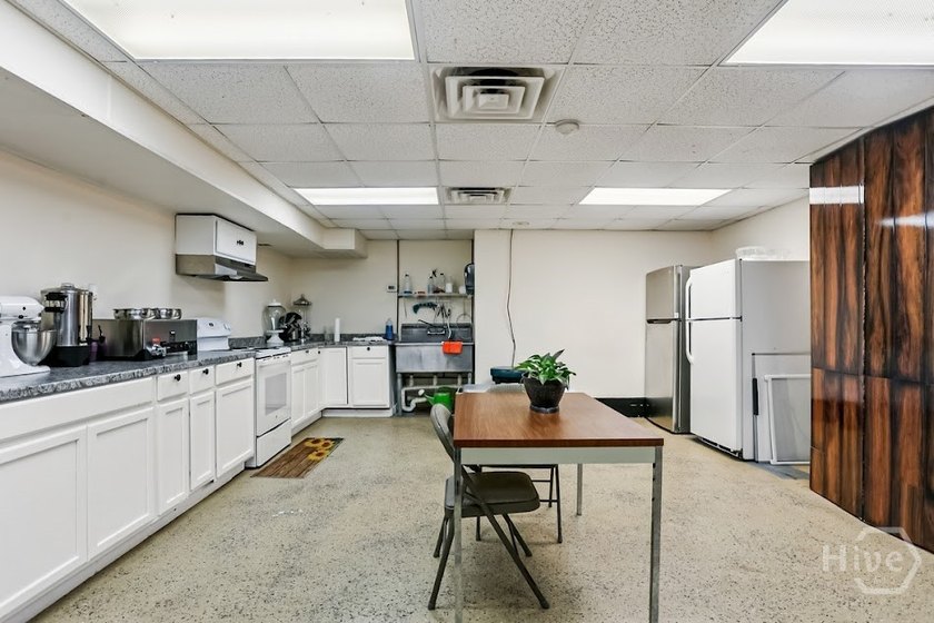 Location, Location, Location! This expansive 25,200 sq - photo 22