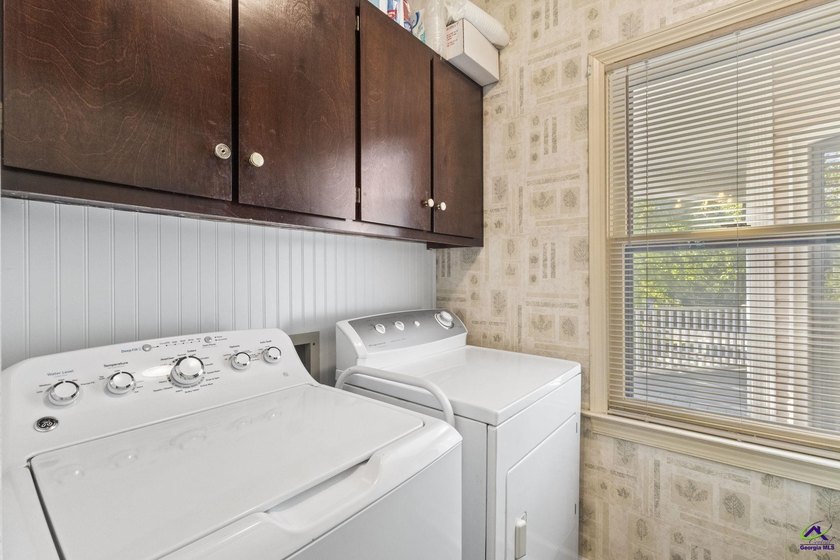 Step into timeless elegance with this stunning Victorian-style - photo 24