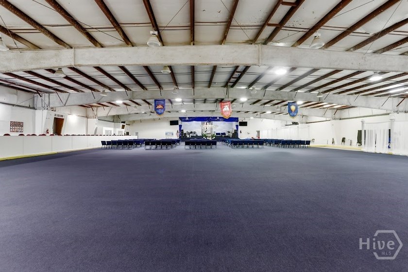 Location, Location, Location! This expansive 25,200 sq - photo 27
