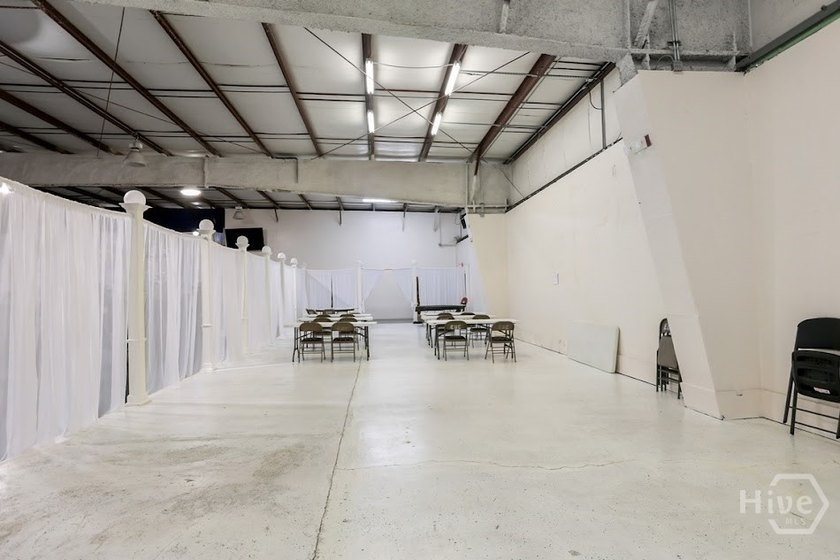 Location, Location, Location! This expansive 25,200 sq - photo 38