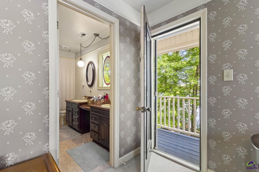 Step into timeless elegance with this stunning Victorian-style - photo 39