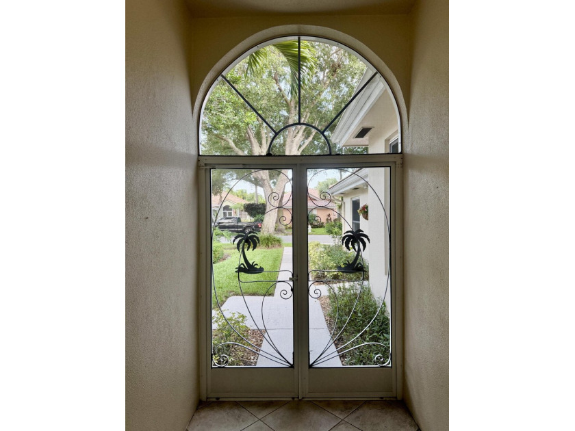 Welcome to this well-appointed, Divosta built, 3-bedroom - photo 2