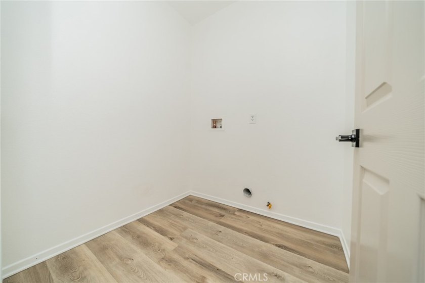 Welcome home! This beautiful two story home located in the city - photo 16