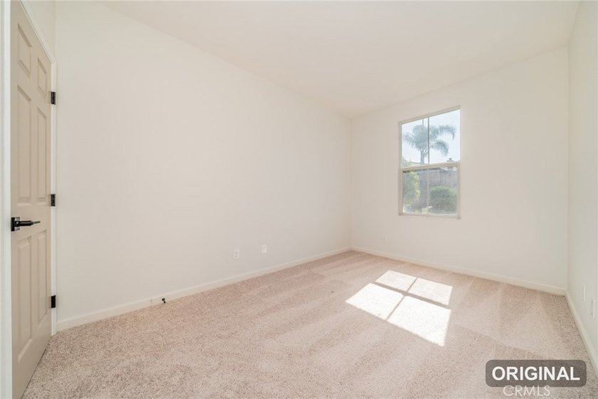 Welcome home! This beautiful two story home located in the city - photo 20