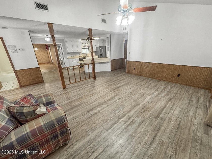 Located in a quiet country setting just minutes from town, 1560 - photo 5