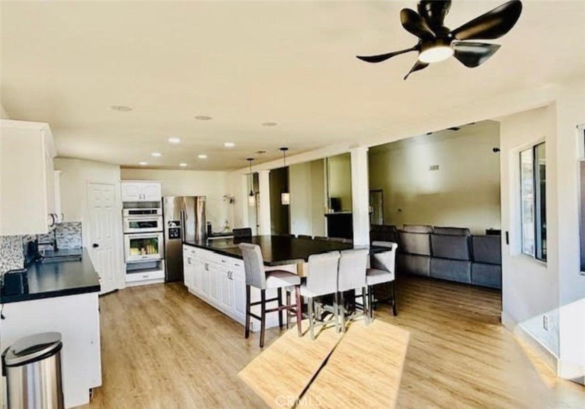 Beautifully upgraded home with view of the golf course, 18th - photo 5