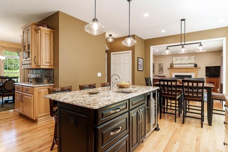 Luxury at its finest! This stunning, completely updated and - photo 18