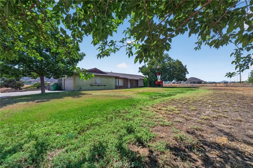 Unbelievable Opportunity on 18.6 Acres! Endless possibilities - photo 9