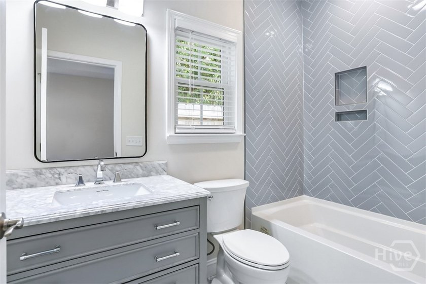 Welcome to this beautiful 4-bedroom, 2-bath new construction - photo 31