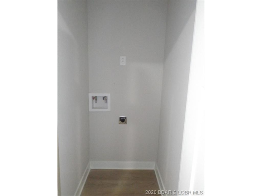 Far from your typical A-frame home, this beautiful 3-bedroom - photo 36