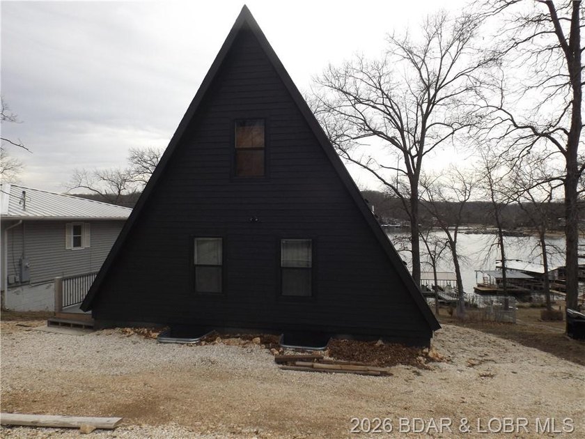 Far from your typical A-frame home, this beautiful 3-bedroom - photo 40