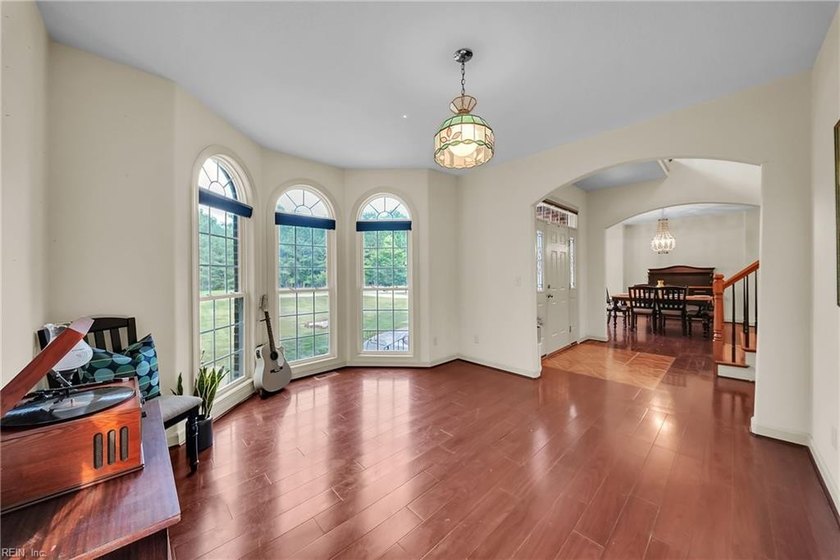Not every home can offer over 4 acres of privacy, more than 5 - photo 10