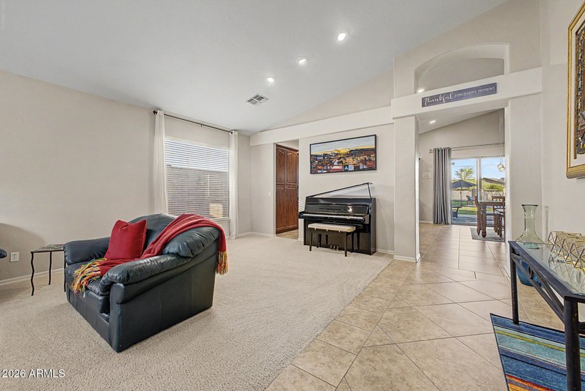 Welcome to this stunning Cave Creek home, where modern style and - photo 8