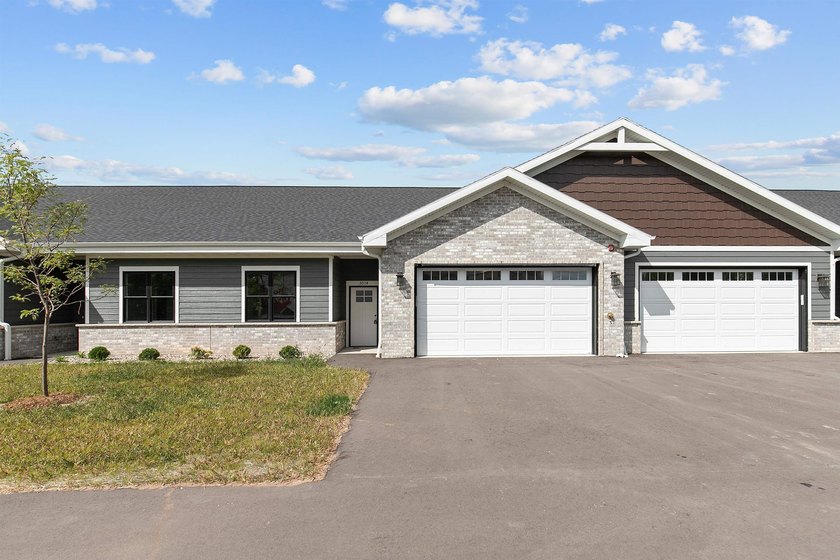 Almost New Construction Zero Entry Condos built by the dream - photo 33