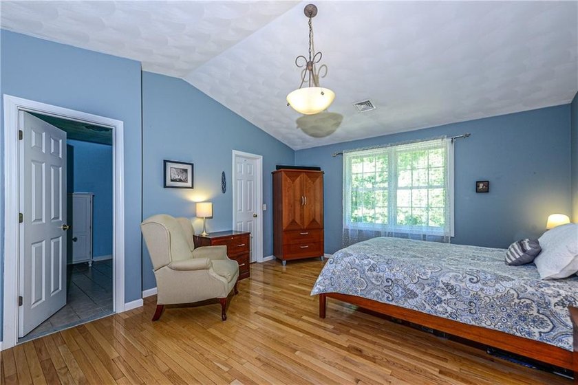 This charming 4-bedroom, 2 1/2-bath Colonial, is where comfort - photo 23