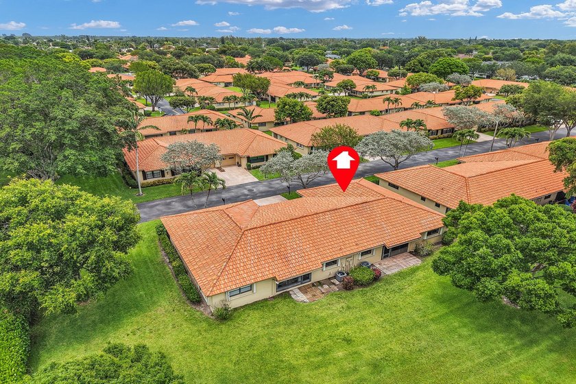 BENT TREE VILLAS WEST, a gated 55+ community in the heart of - photo 2