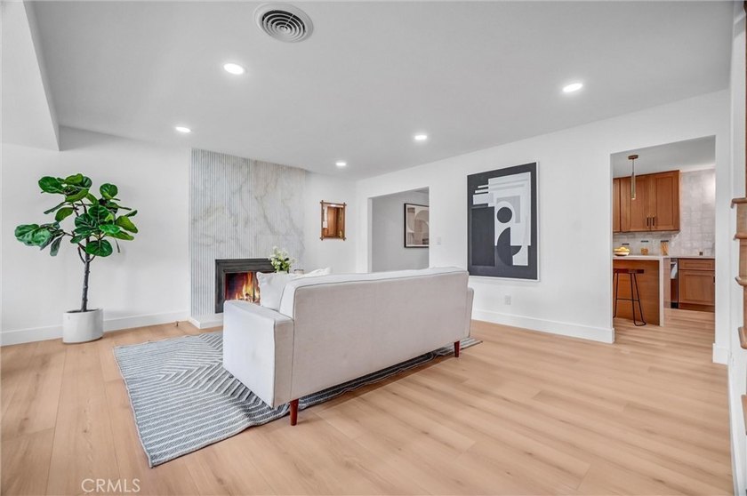 Just Listed - Beautifully Remodeled Home in Torrance! Welcome to - photo 5