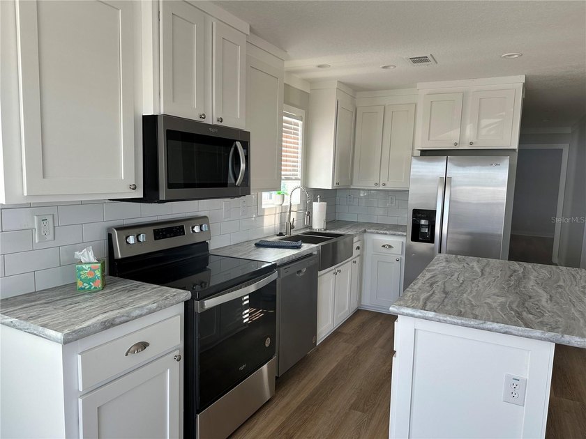 Brand new 2-bedroom, 2-bath double-wide manufactured home - photo 3