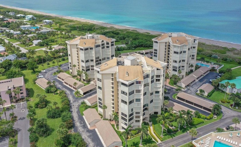 OCEAN VIEWS! Beautiful 2 bedroom 2 bath &amp; 1 car garage at - photo 6