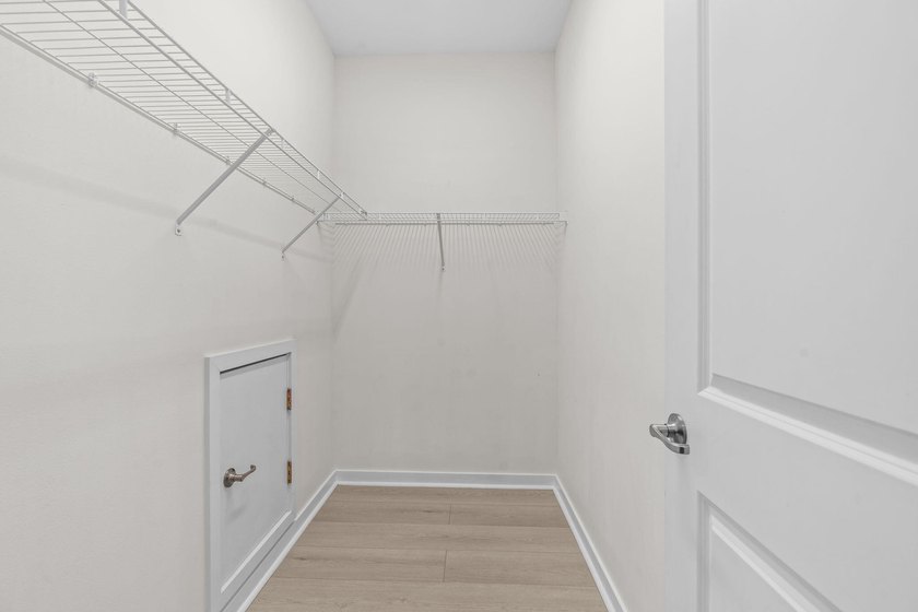 Beautifully upgraded and filled with natural light, this - photo 20