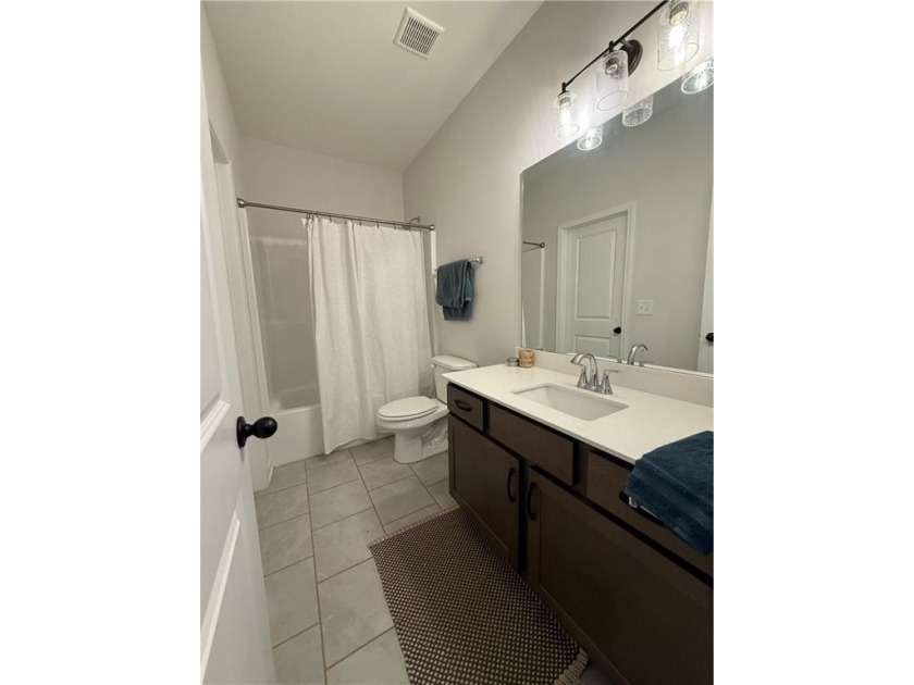 Welcome to The Haven at Plainsman Lake, in Auburn, AL, where - photo 12