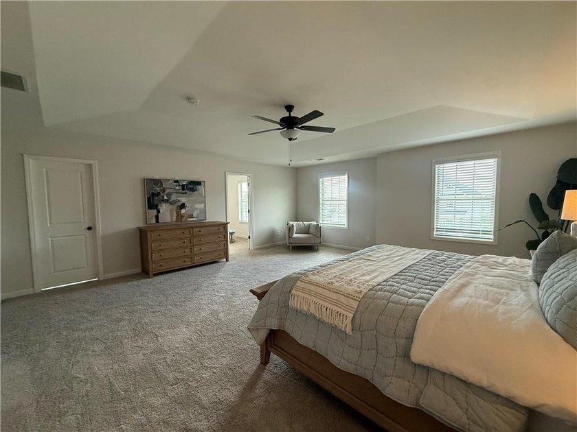 Welcome to The Haven at Plainsman Lake, in Auburn, AL, where - photo 23