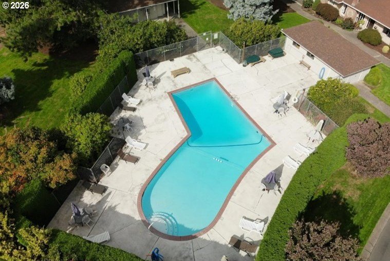 Best value! Opportunity awaits with this rare single-level home - photo 29
