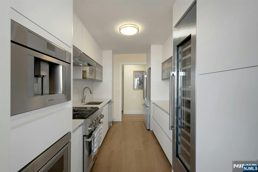 CONTACT DEBRA JACOBS &amp; HALLEY NATKIN COLDWELL BANKER FORT LEE - photo 3