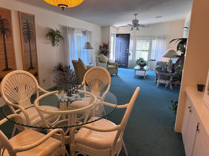 Resort Style Living in a well-maintained, fully furnished stucco - photo 11