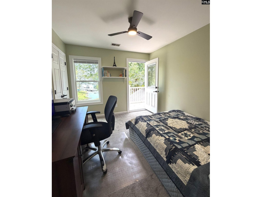 Beautifully updated home on Lake Murray! This five bedroom, 3.5 - photo 37