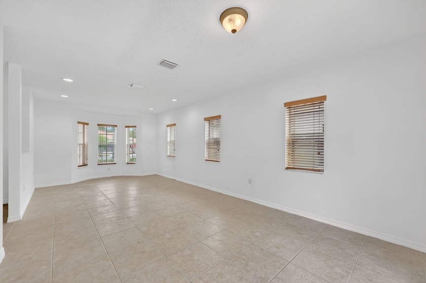 Welcome to this move-in-ready 3-bedroom, 2.5-bath home located - photo 14