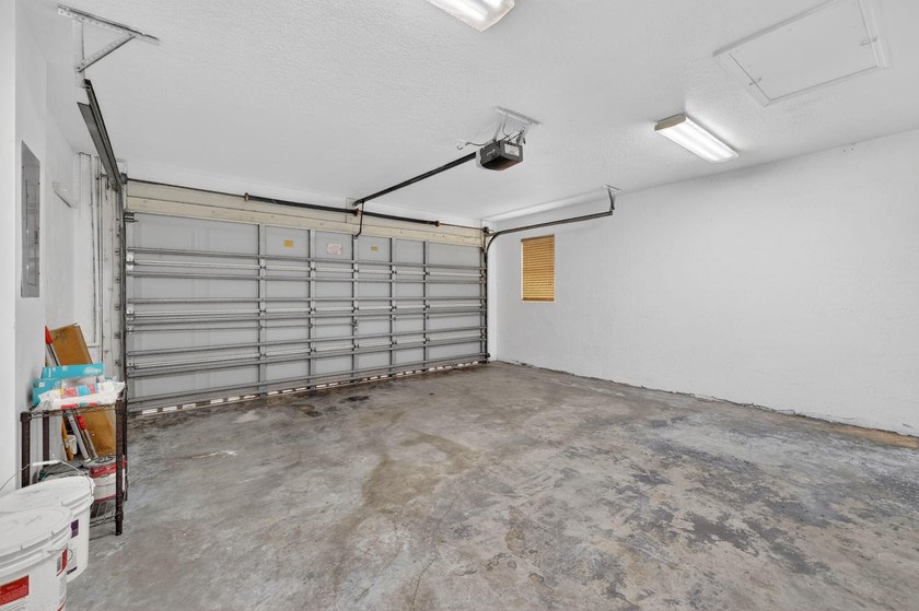 Welcome to this move-in-ready 3-bedroom, 2.5-bath home located - photo 36