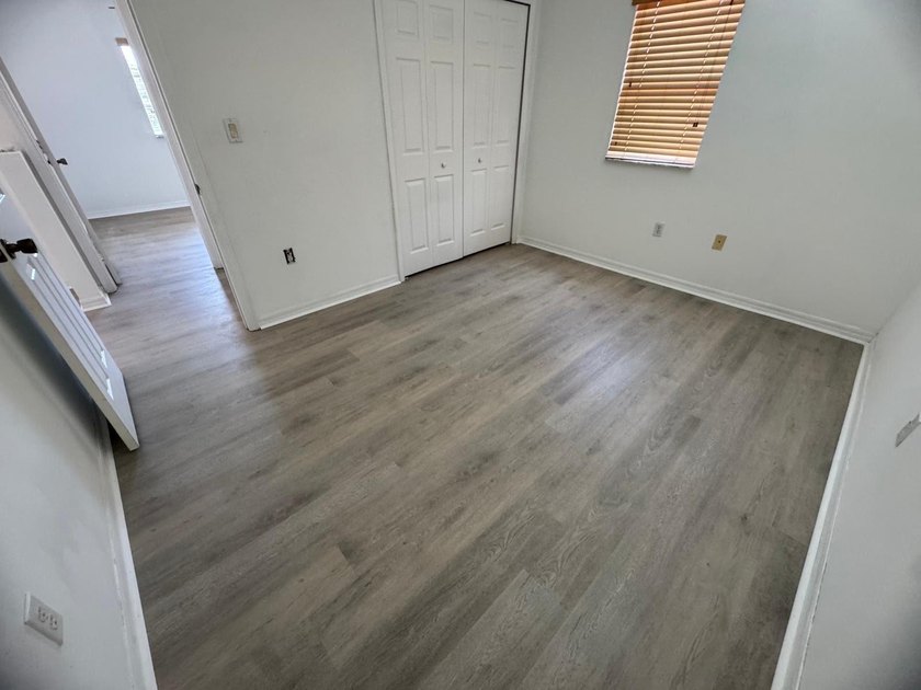 Welcome to this move-in-ready 3-bedroom, 2.5-bath home located - photo 44